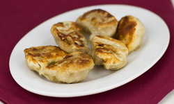 Steamed (or Pan Fried) Chicken Dumplings (6)